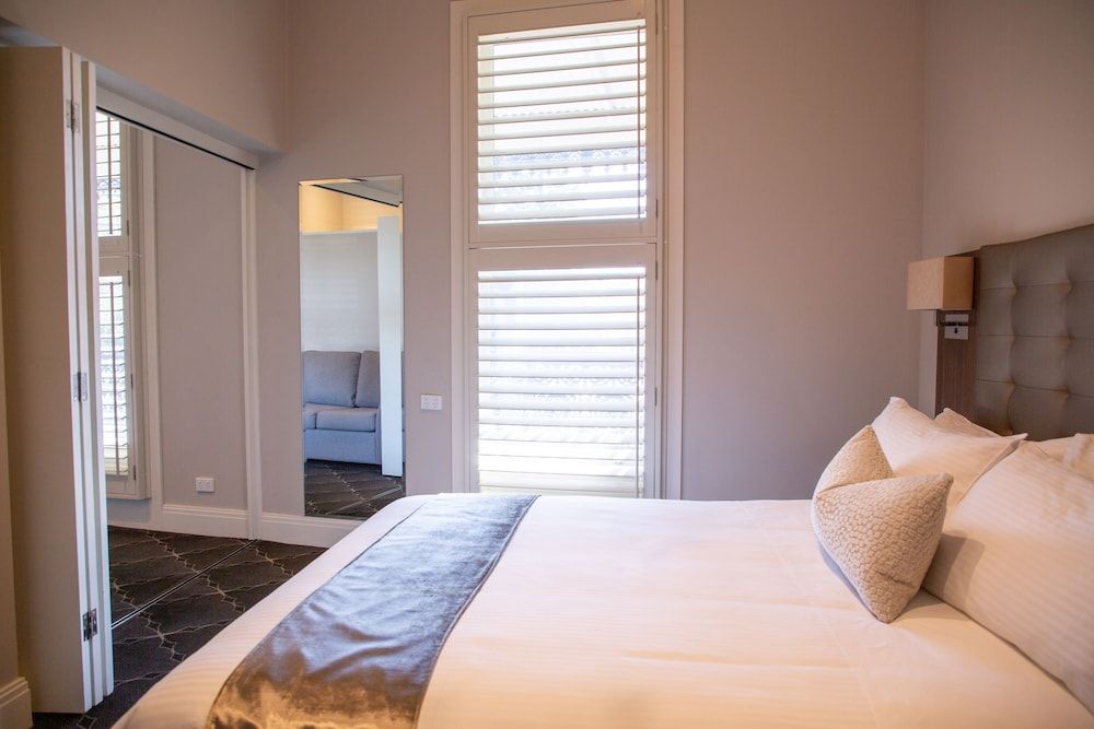 Royal Hotel Randwick Superior Family Room