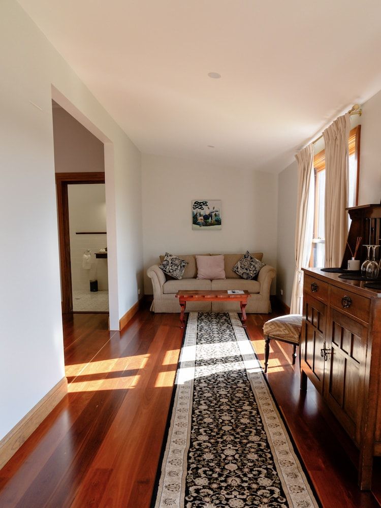 Maddies of Bolwarra Premier Double Room, 1 Queen Bed, Accessible, Ensuite 10