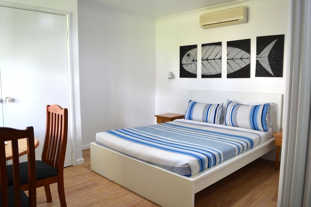 Busselton Ithaca Motel Standard Queen Room 4