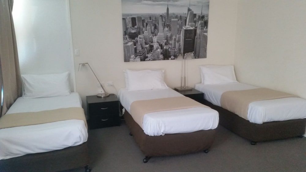 Standard Suite, 2 Bedrooms, Non Smoking, Kitchen (Spacious Apartment for 8)