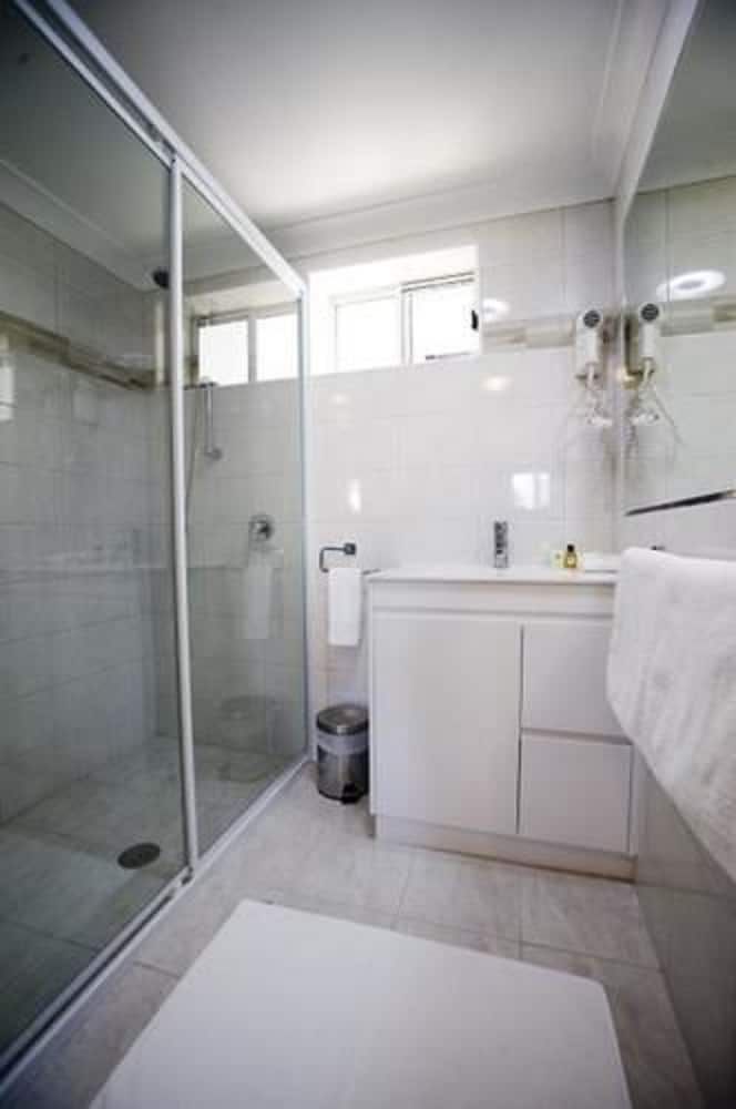 Moore Park Inn Executive King Room 4