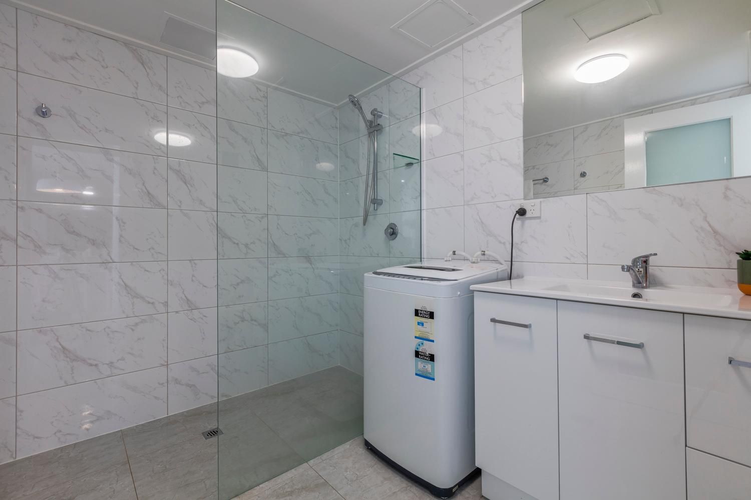 Silverton Holiday Apartments 2-Bedroom Superior Apartment 2