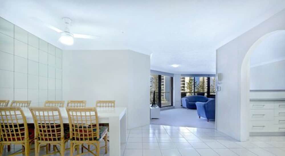 undefined Genesis Apartments by Gold Coast Premium 4