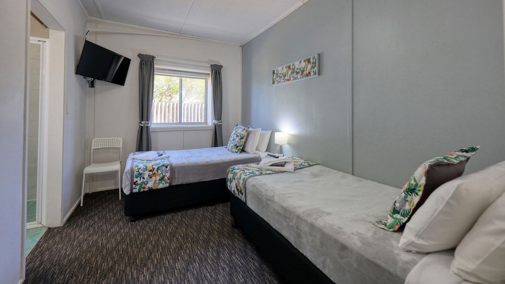 Family Room, Multiple Beds