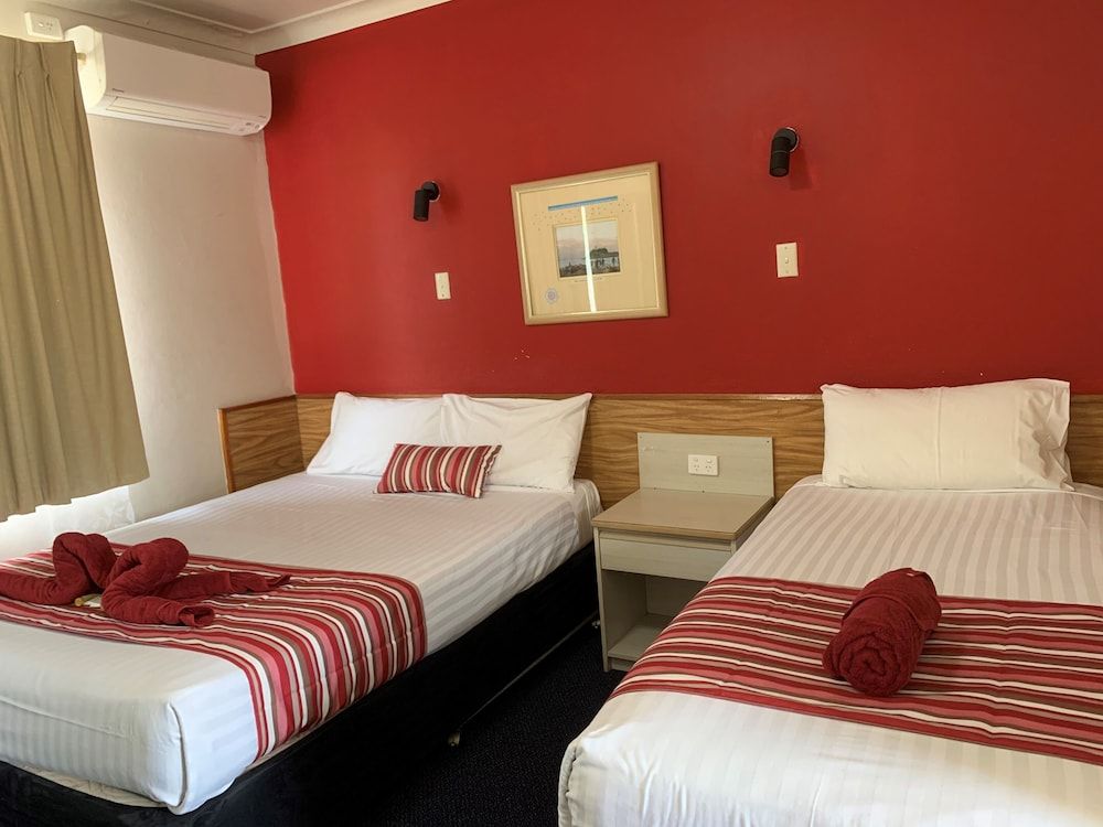 Panorama Motor Inn Standard Room, Balcony (Queen Room Special) 2