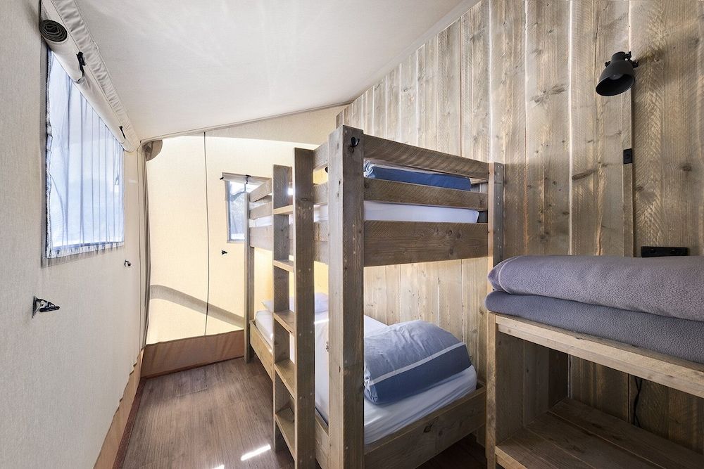 Scamander Sanctuary Holiday Park Deluxe Tent 5