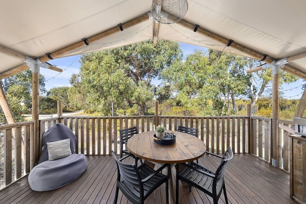 Scamander Sanctuary Holiday Park Deluxe Tent 9