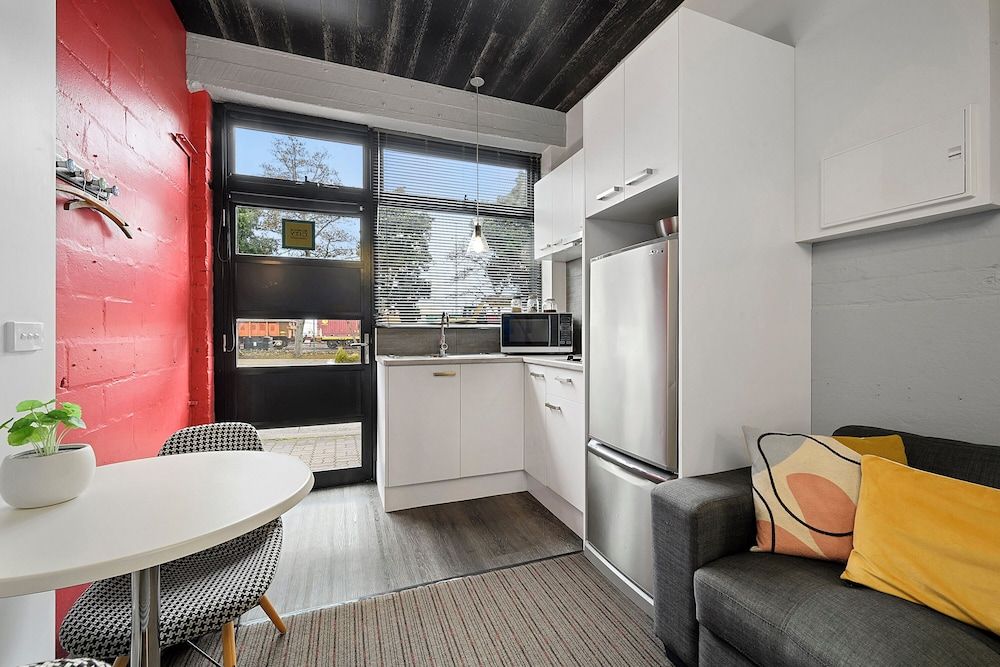 Burnie City Apartments 22 Marine Terrace - Studio 4