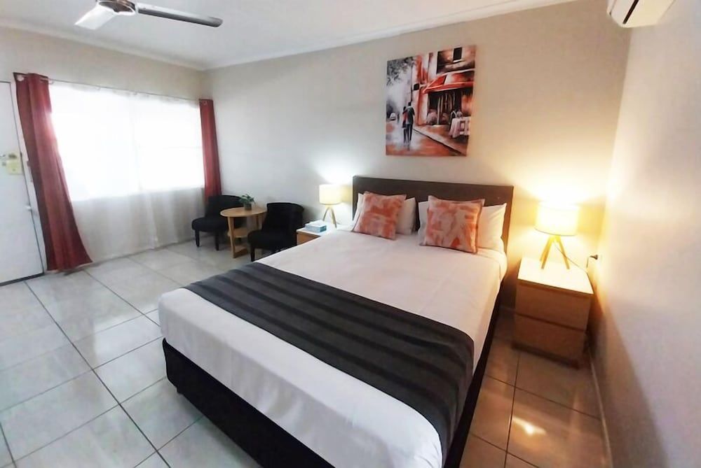 Tropic Coast Motel Executive Room, Non Smoking 6