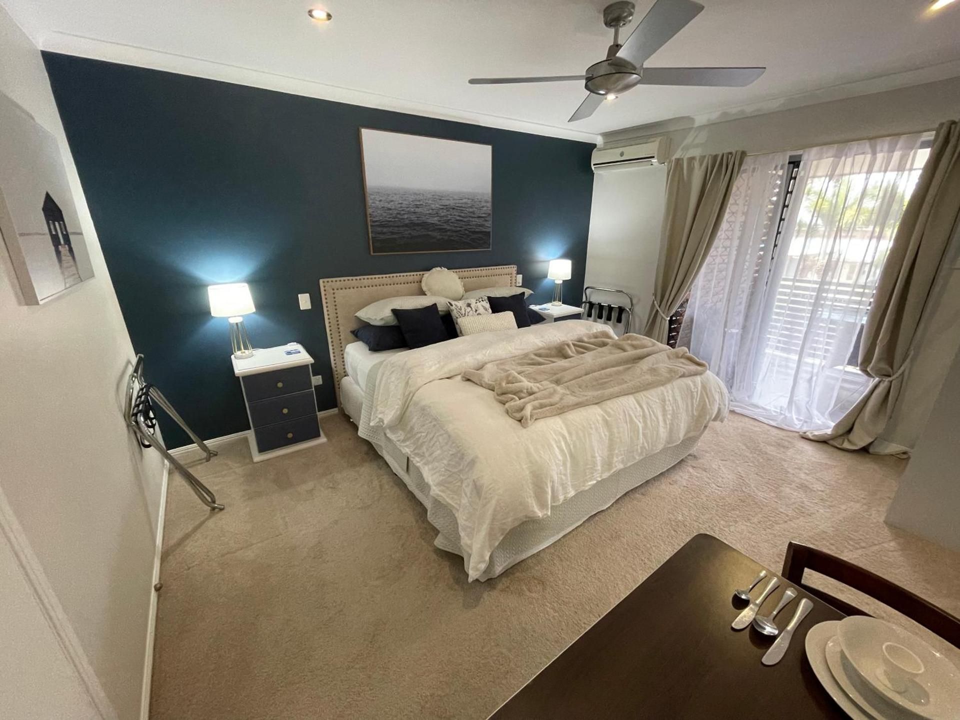 Torquay Terrace Bed & Breakfast Queen Room