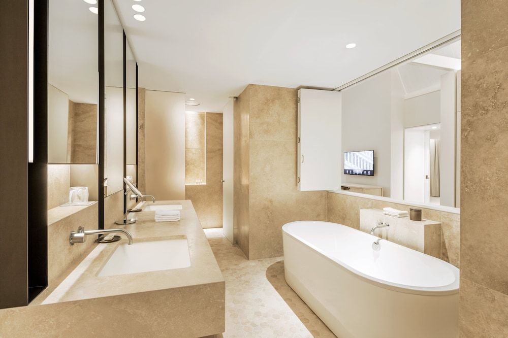 COMO The Treasury Suite (Treasury) 5