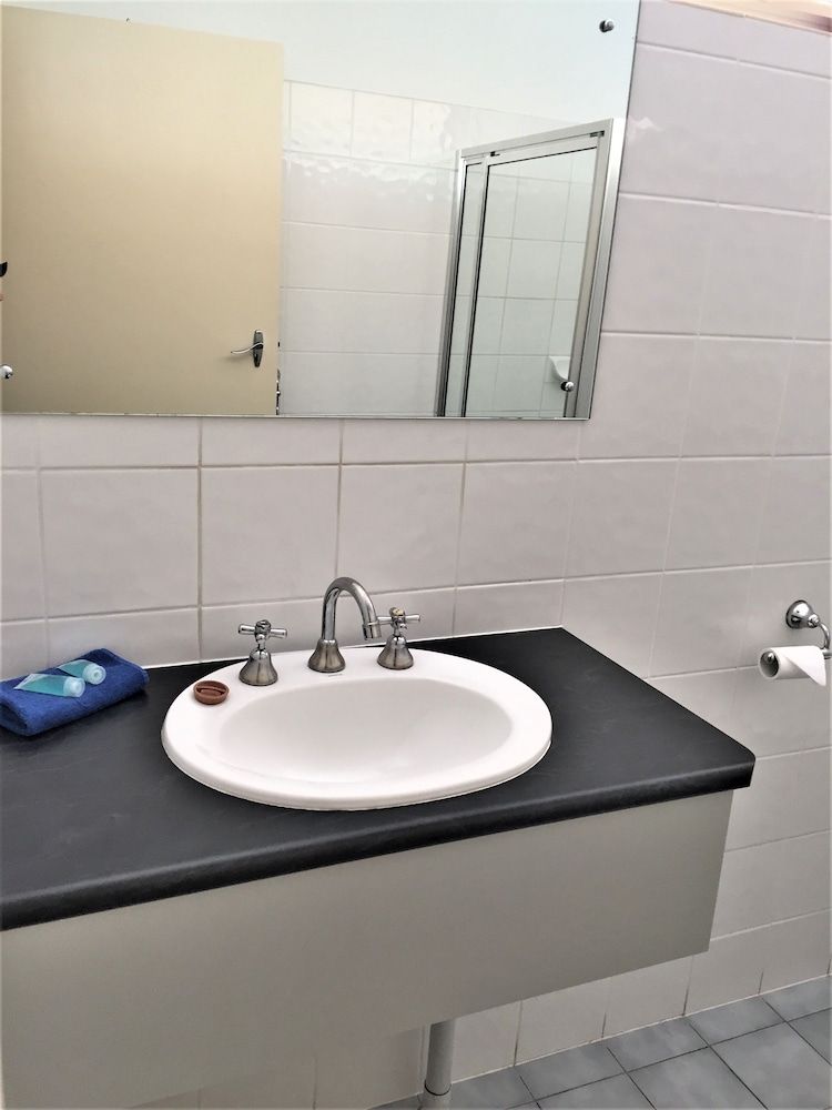 Ceduna Motor Inn Standard Queen 4