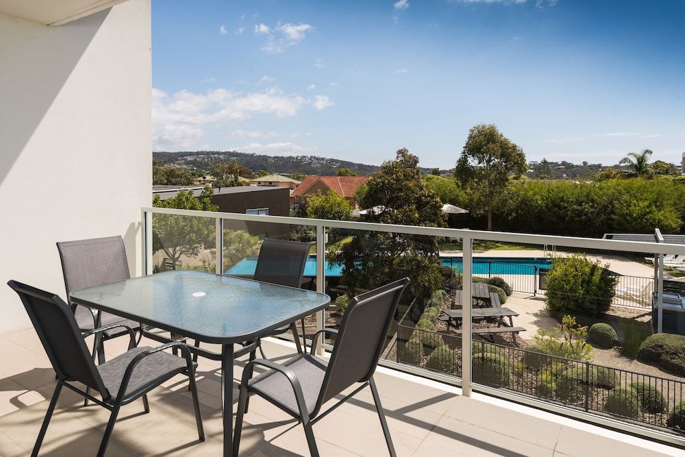 Coast Resort Merimbula One Bedroom Apartment with Poolview 2