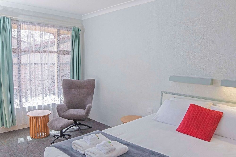 Alluna Motel Business Room (King)