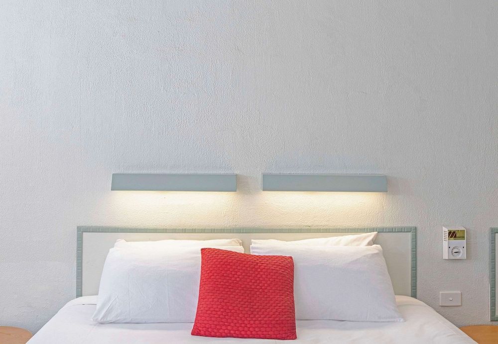 Alluna Motel Business Room (King) 2