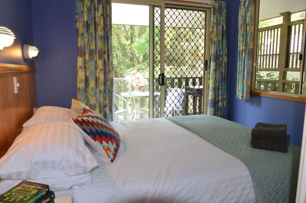 Jervis Bay Getaway - Linen/Towels Supplied to the Main Bed only