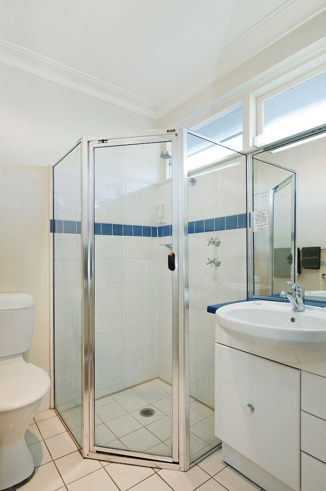 Colonial Terrace Motor Inn Standard Suite, 1 Bedroom, Non Smoking (Queen) 2