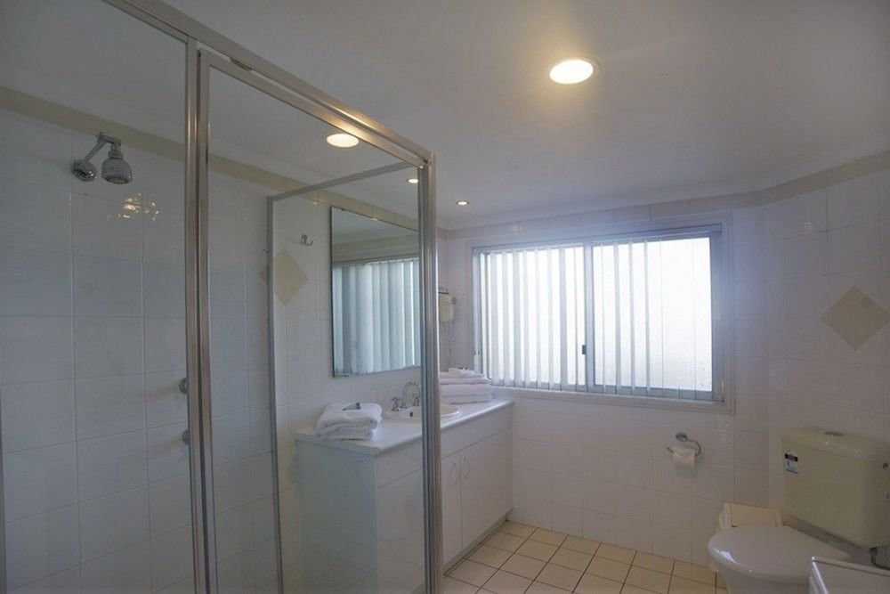 Town Beach Beachcomber Resort Studio Apartment 4