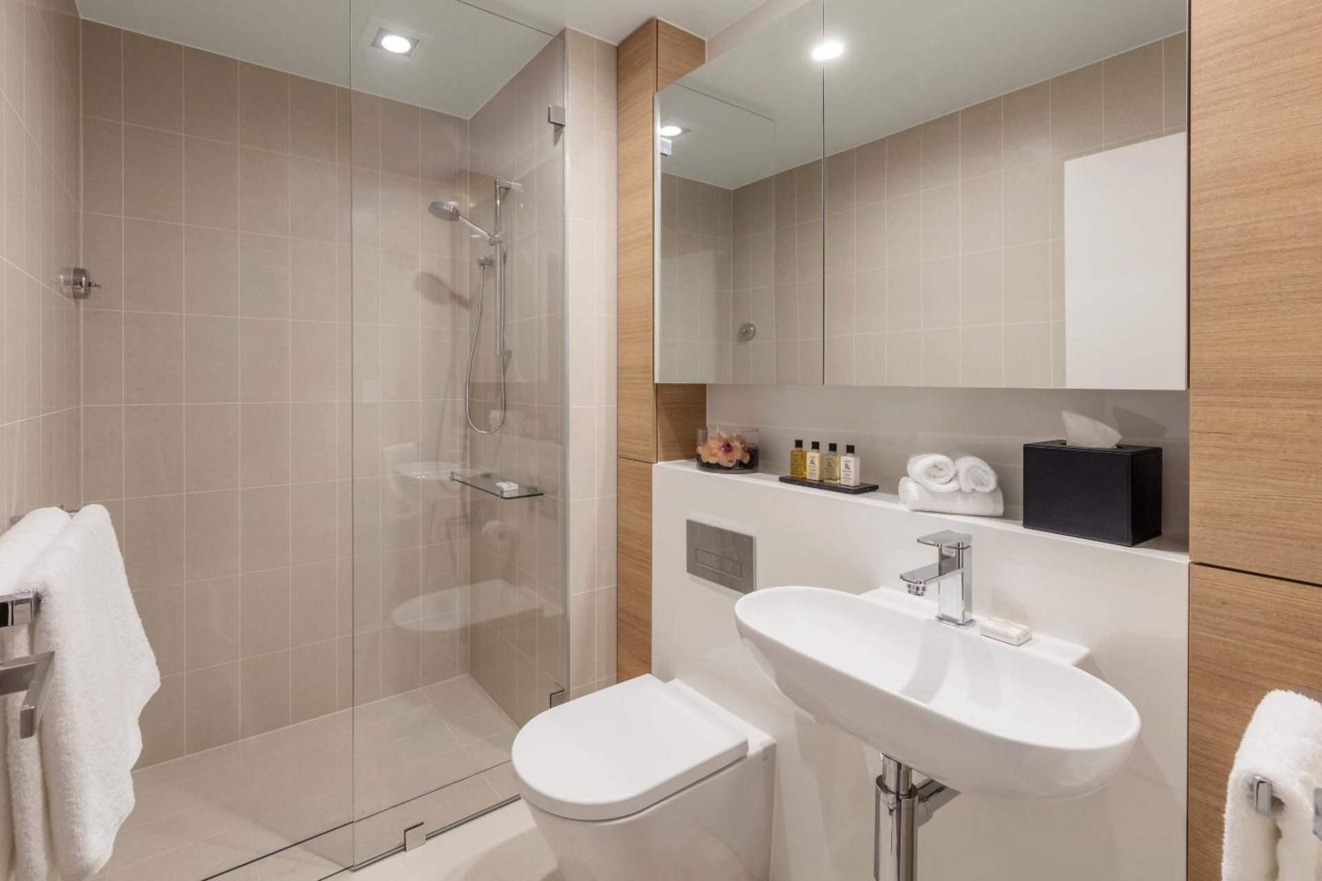 Deluxe One-Bedroom Suite