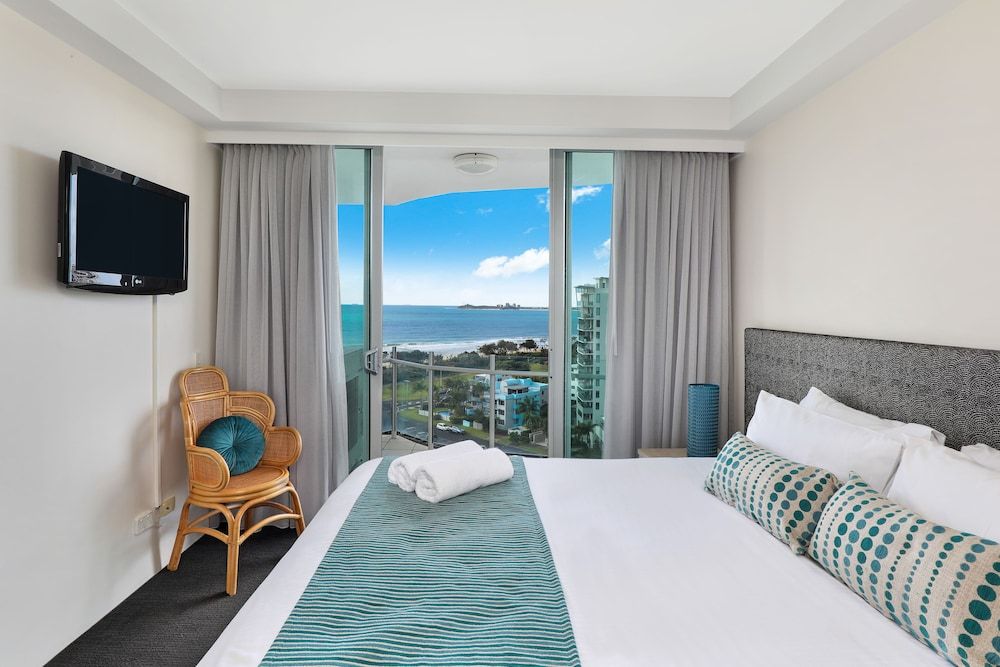 Deluxe Spa Apartment with Ocean View
