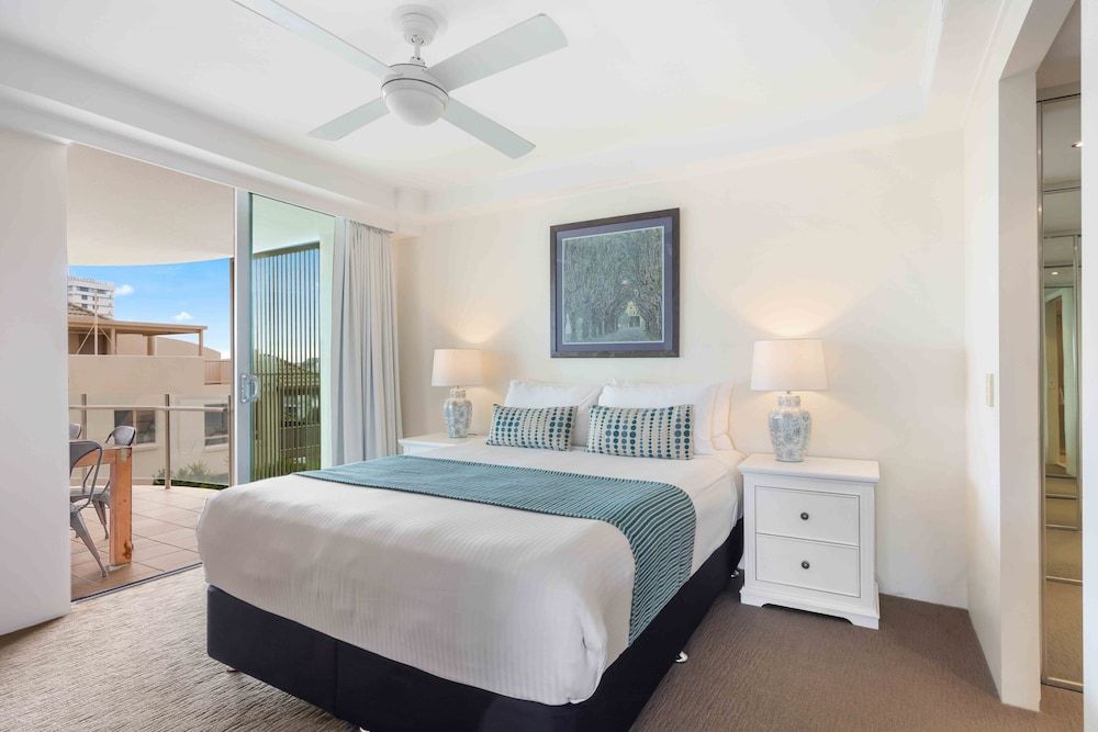 3 Bedroom Deluxe Spa Apartment