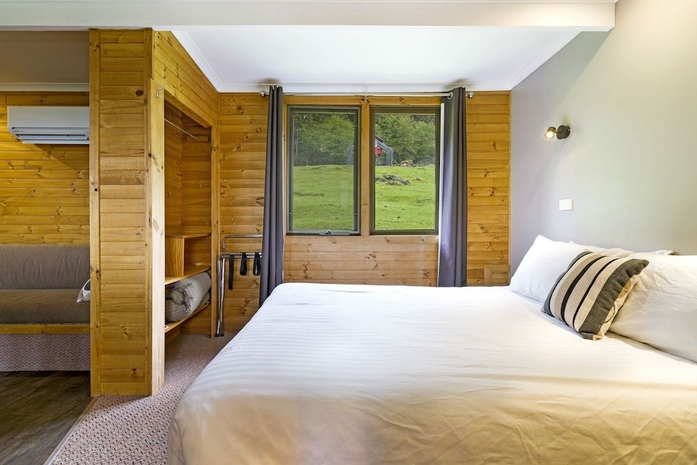 Family Cabin, Multiple Beds, Mountain View