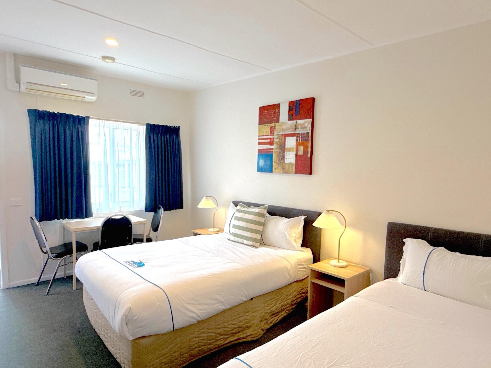 Beachcomber Motel and Apartments Apollo Bay Twin Room