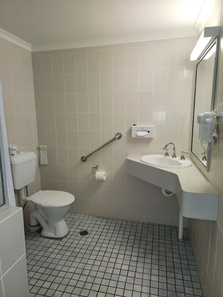 River Vista Room - Accessible