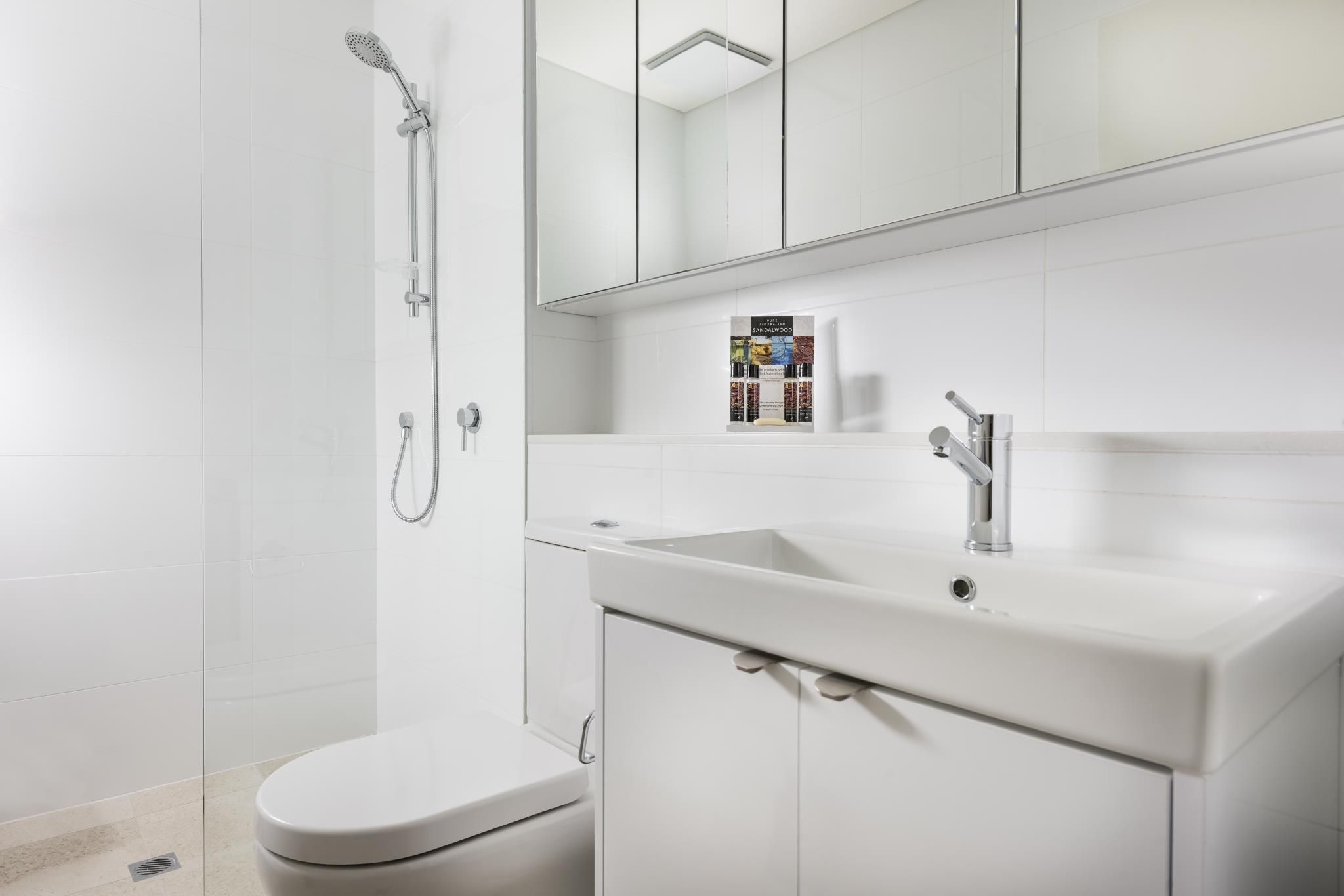 2 Bedroom Business Suite