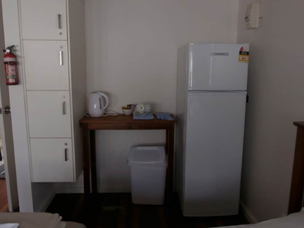 Fraser Island Retreat One Bedroom Bungalow 4