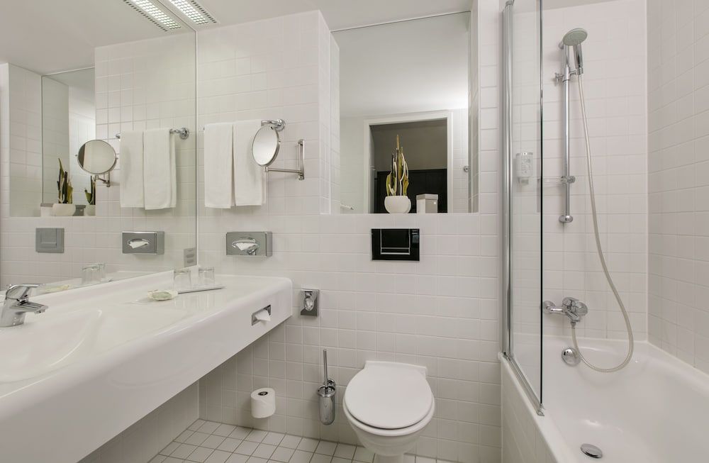 ARCOTEL Camino Comfort Double or Twin Room 3