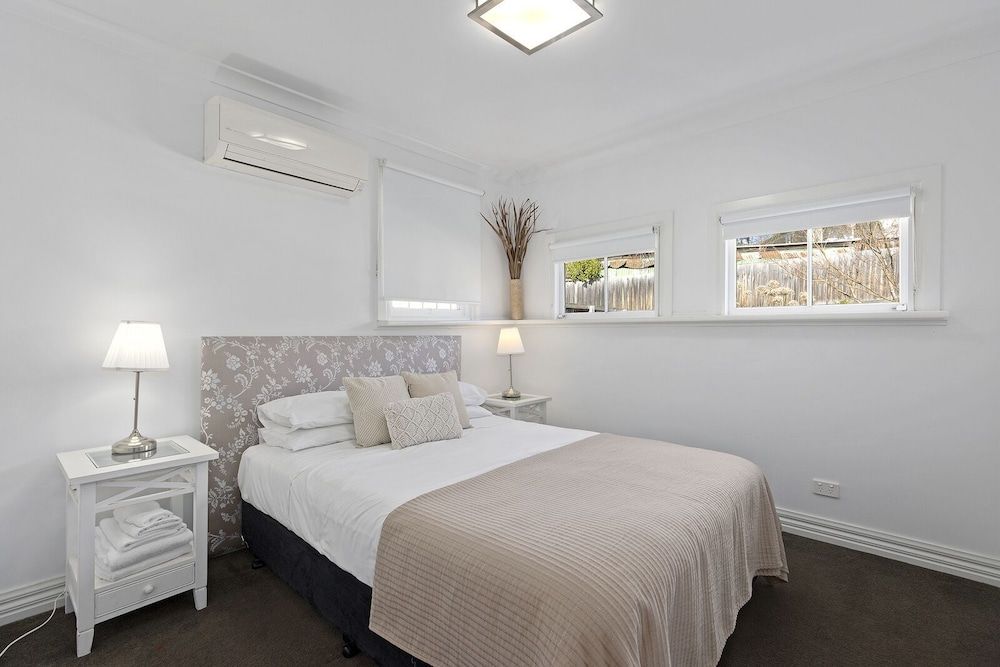 Healesville Garden Accommodation Grandview Apartment 3 (3 Bedrooms) 11