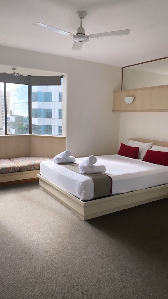 Tiki Hotel Surfers Paradise 1 Bedroom Spa Apartment