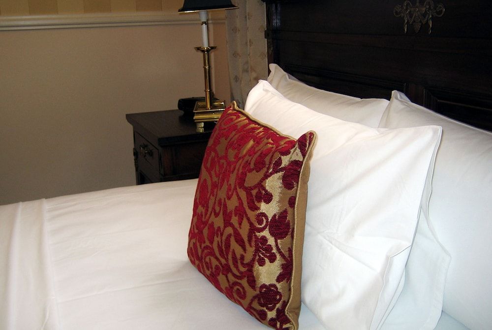 Redearth Hotel Redearth Executive Sofa Room 2