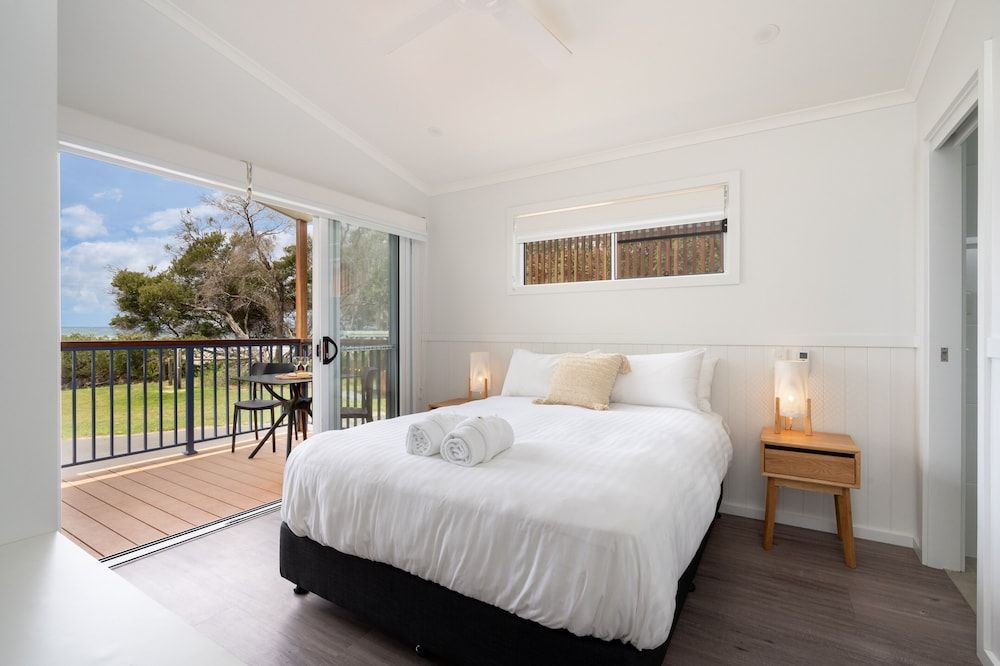 Premium Beachfront Villa, 2 Bedrooms