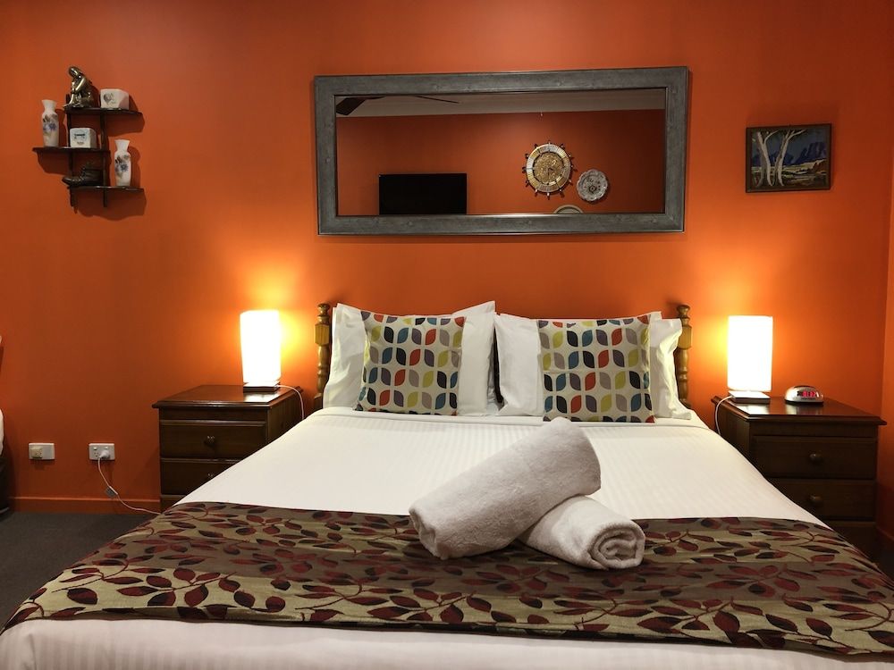 Aussie Rest Motel Twin Room 11