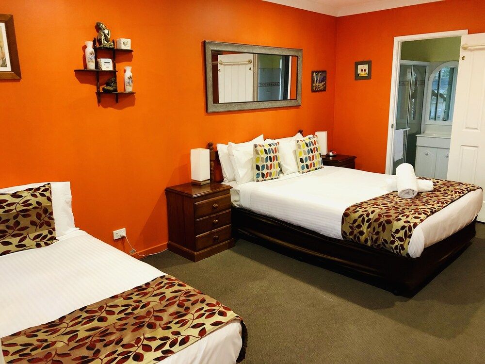 Aussie Rest Motel Twin Room 18