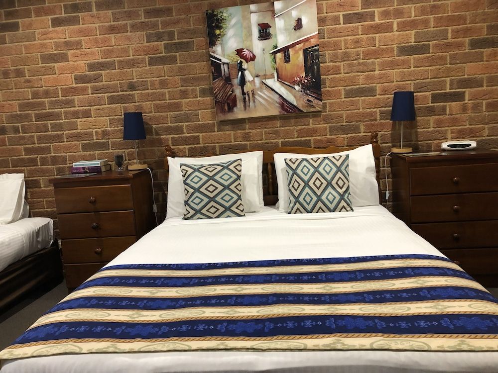 Aussie Rest Motel Twin Room 4