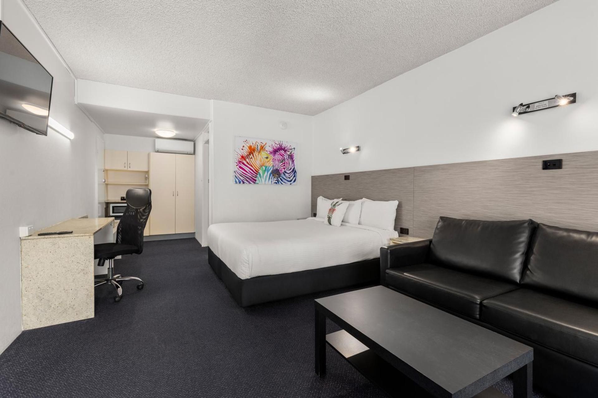 Deluxe King Room - Not Pet Friendly