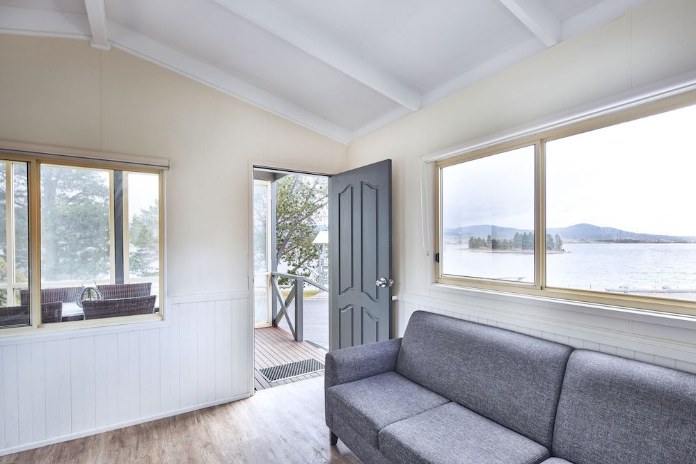 Lake View Villa - Equal Access