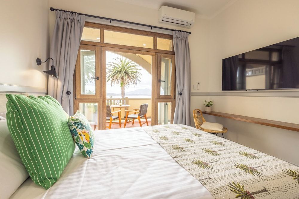 Ocean View Queen (Hotel)
