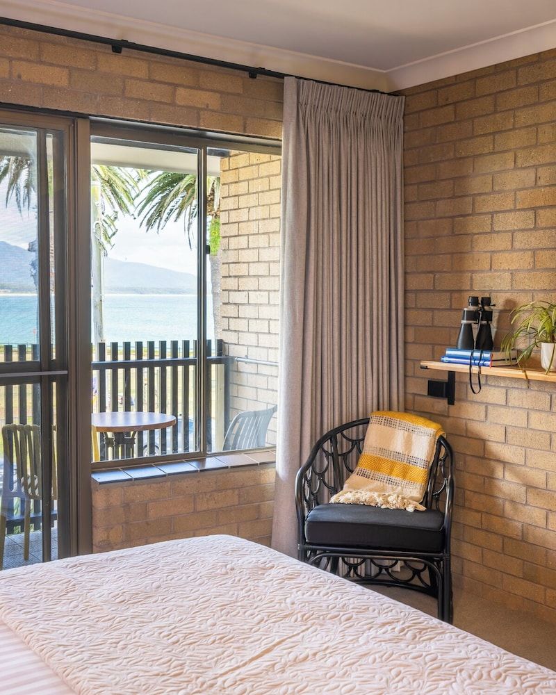 Bermagui Beach Hotel Ocean View King (Motel) 7