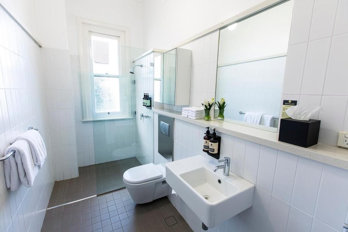 Cockatoo Island - Accommodation Four-Bedroom Holiday Home 2