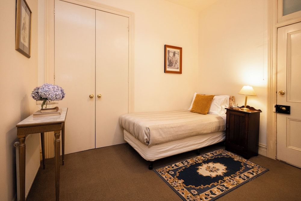 Leura House Family Room 3