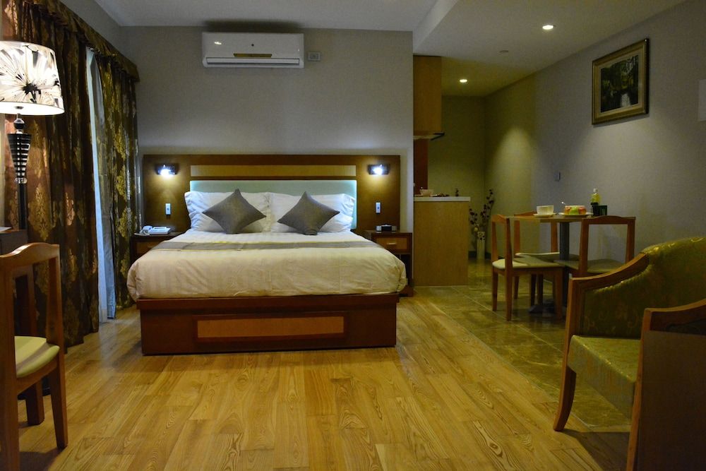 Superior Studio Apartment