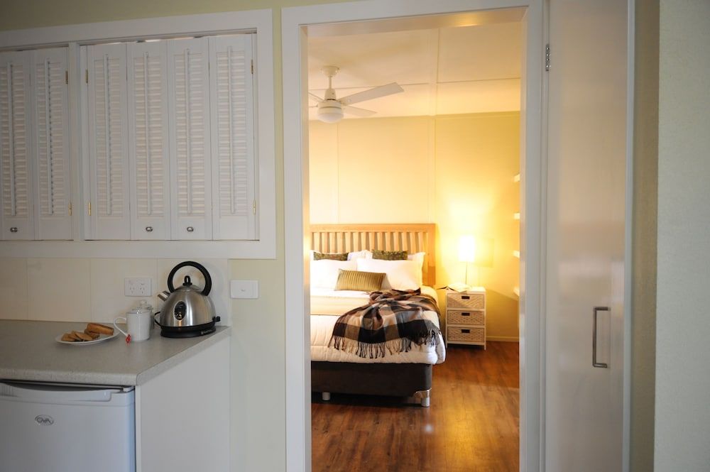 Gisborne Peak Winery Cottages Cottage with Lunch Included - 2 Nights 10