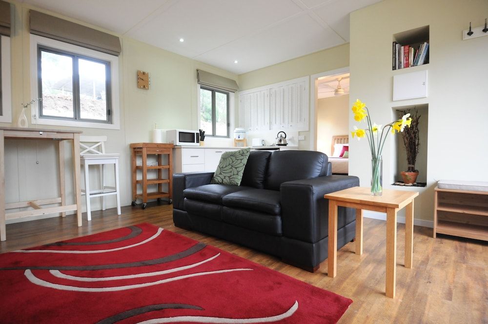 Gisborne Peak Winery Cottages Cottage with Lunch Included - 2 Nights 9