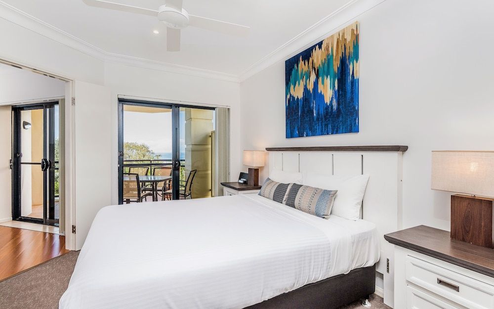 2 Bedroom Ocean Front Apartment First Floor