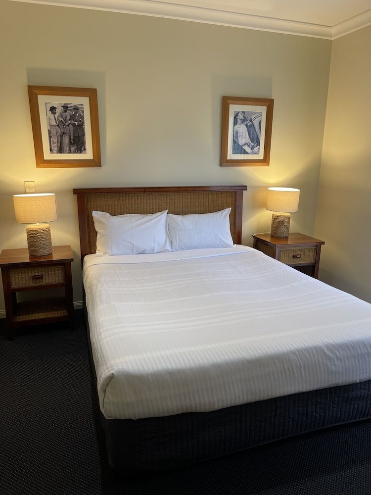 2 Bedroom Ocean Front Apartment Ground Floor