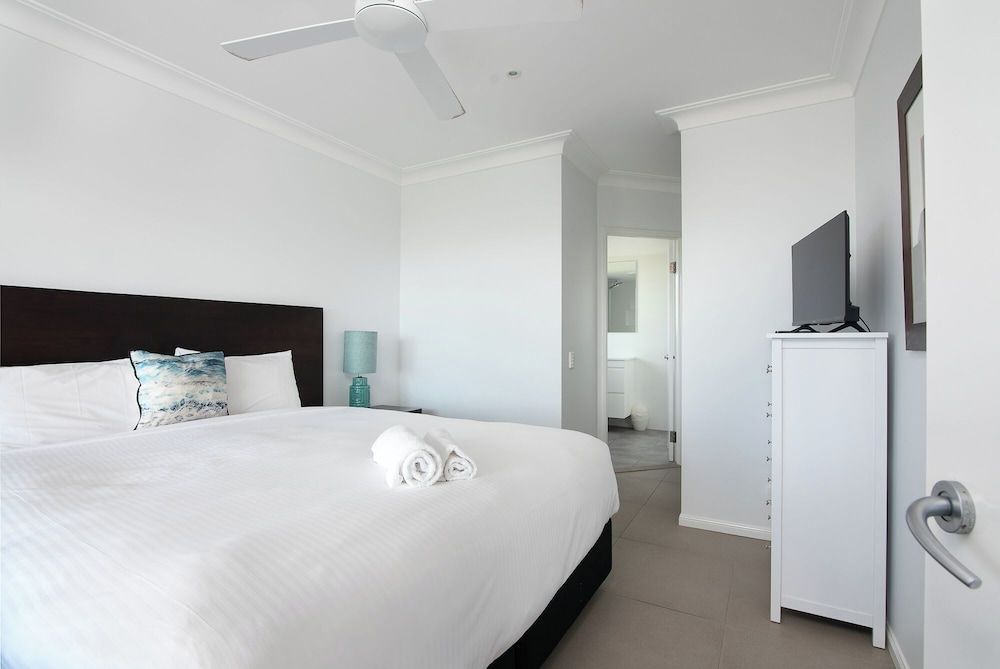 One Bedroom Ocean Facing Apartment